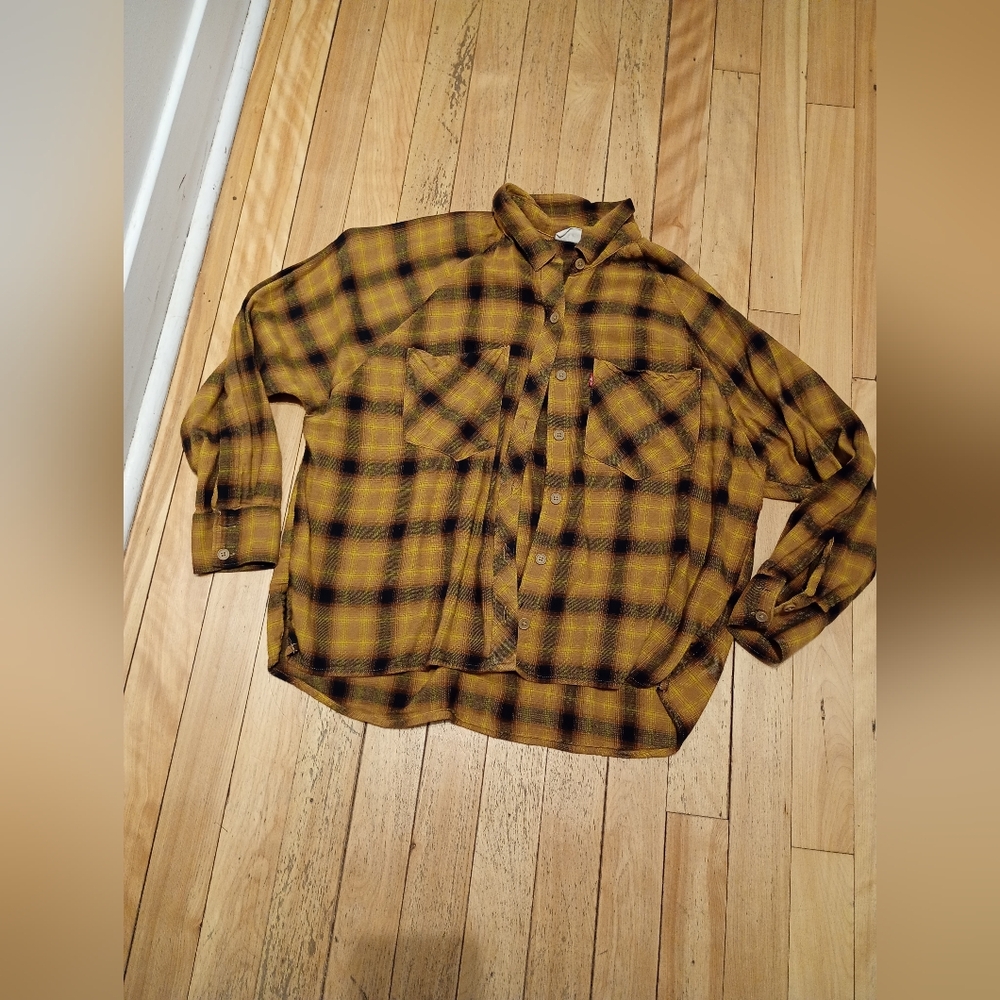 Levi's Shirt Oversized Style